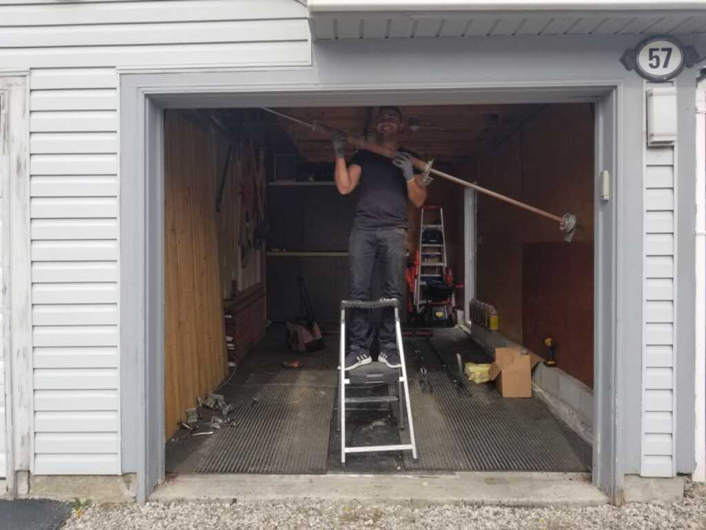 Richmond Hill Garage Door Repair Services